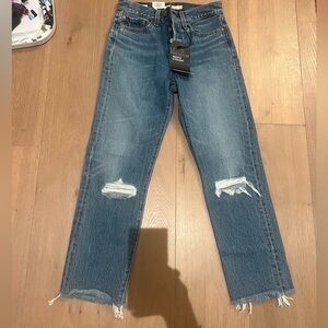 NWT Levi’s HighRise Wedgie Straight Jeans